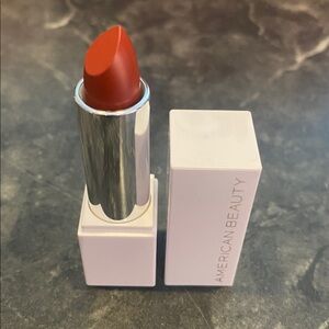 DISCONTINUED American Beauty Luxury For Lips 👄 17 Berry Crush